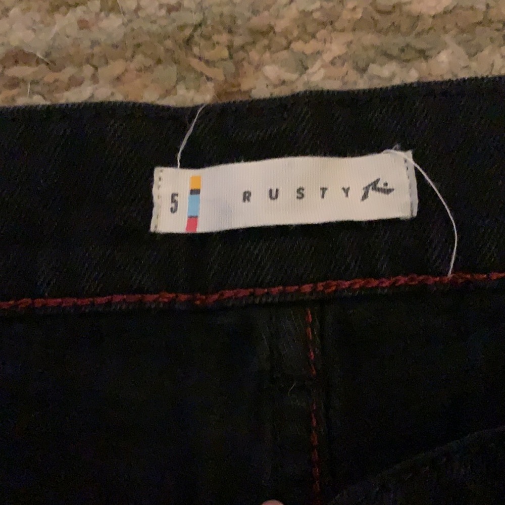 Rusty Booty Shorts - Picture 4 of 5